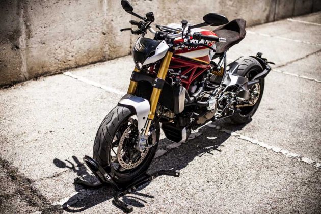 Ducati Monster 1200 S-based Siluro Superbike