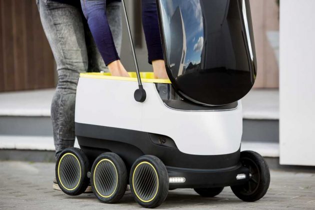 Self-driving Delivery Robot by Starship Technologies